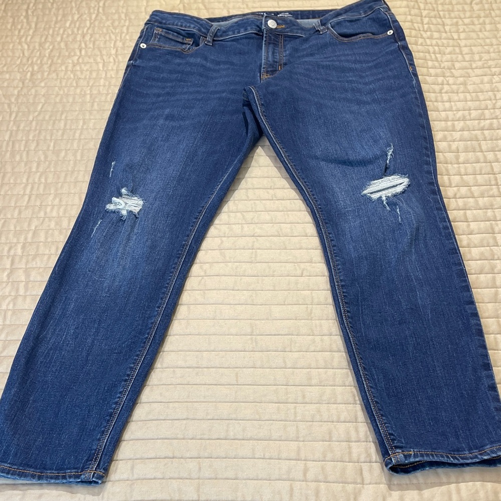 Old Navy ROCKSTAR MID RISE SUPER SKINNY WOMENS SIZE 14 DISTRESSED DENIM JEANS